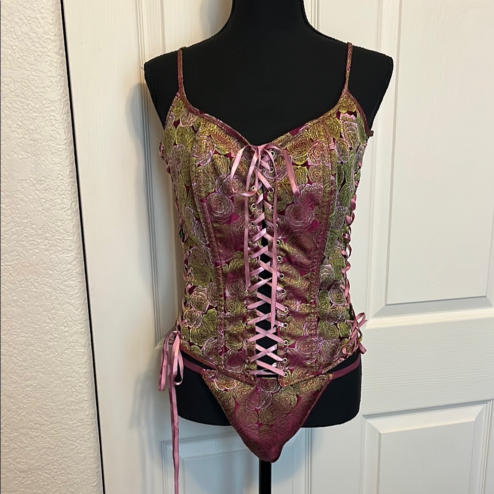 Intimate Attitudes Sexy Lace-Up Corset